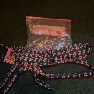 Strawberry milk mob large top